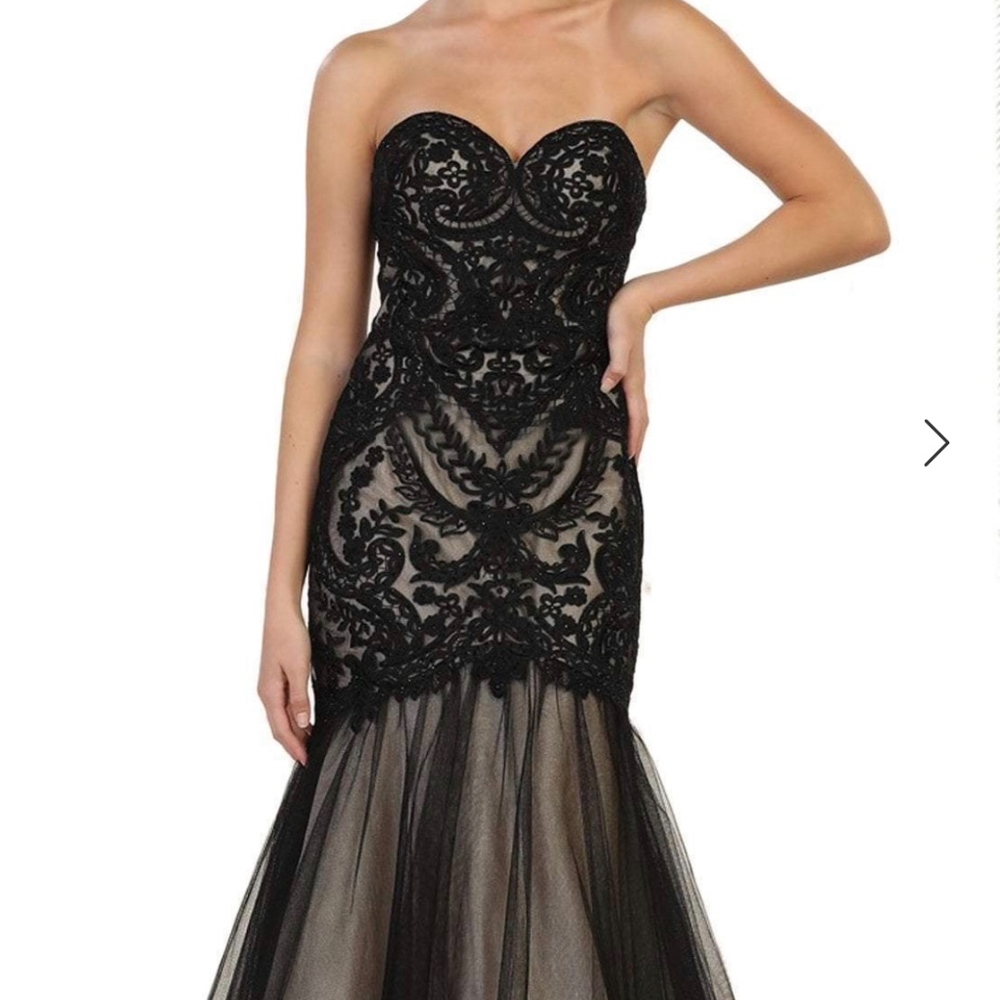 MayQueen Sweetheart Neck Strapless